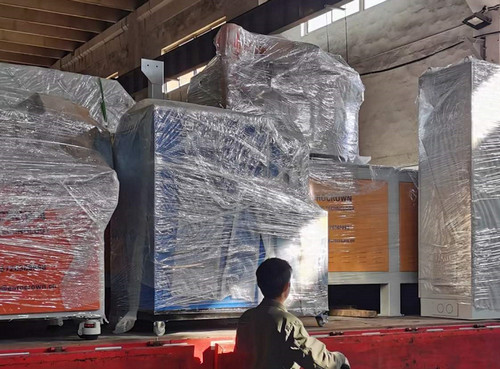 金屬粉邦定機(jī)發(fā)貨到廣西南寧美展新材料