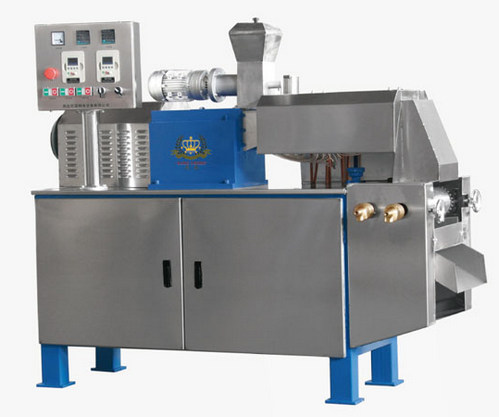 粉末設(shè)備擠出機在發(fā)展離不開科技含量