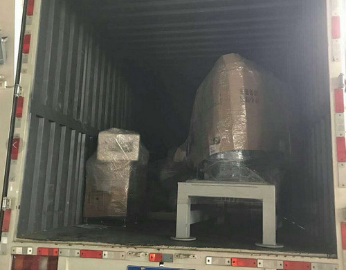 混合機和邦定機陸續(xù)發(fā)貨