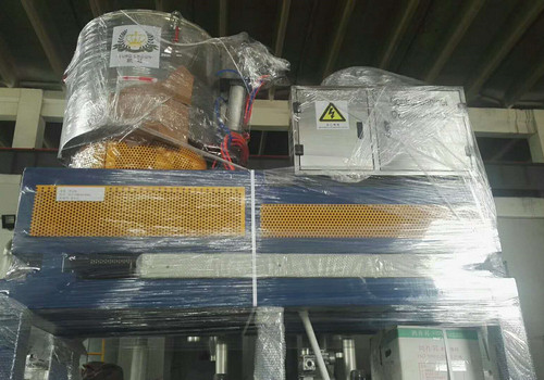 發(fā)貨!歐冠邦定機(jī)進(jìn)入廣東東莞