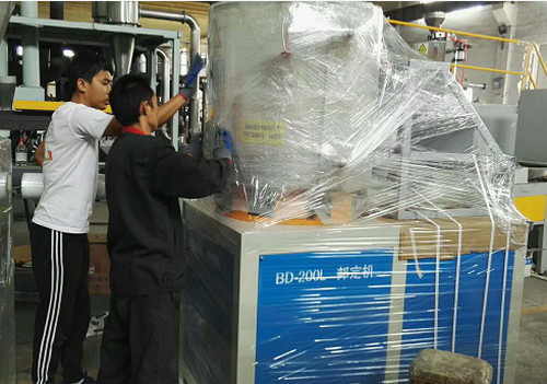 單缸邦定機(jī)和邦定實(shí)驗(yàn)機(jī)發(fā)貨啦